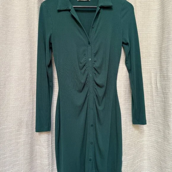 Abercrombie Long-Sleeve Ruched Dress – Emerald Green, Size Medium - Picture 3 of 4